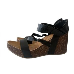 Blowfish Malibu Women's Sandals Size 9 NWOT